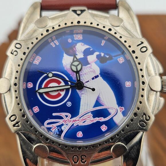 Sammy Sosa Home Run Hero Men's Watch Chicago Cubs Silver Tone Brown Leather Band - Picture 2 of 8